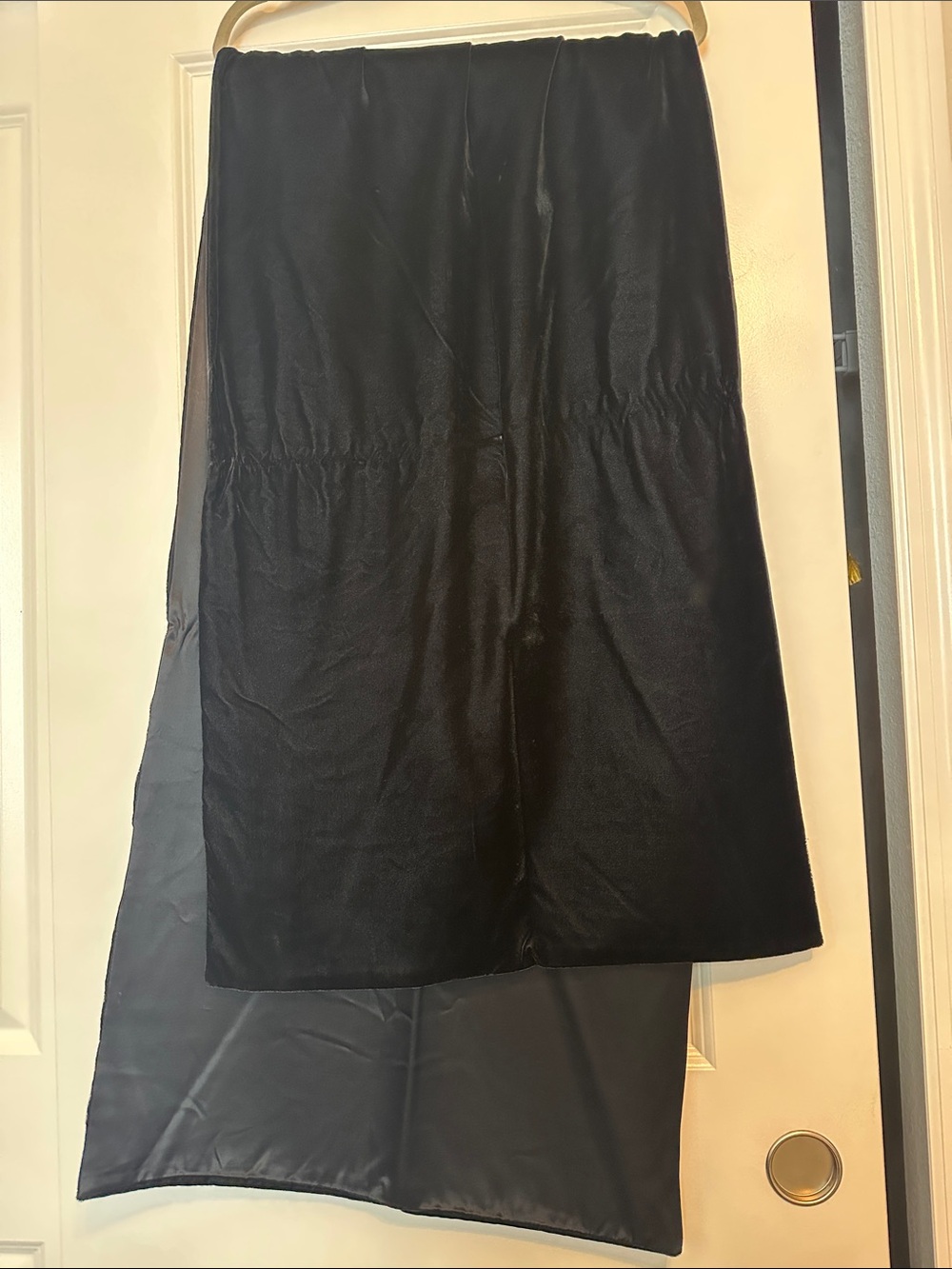 Black Velvet Women's wrap
